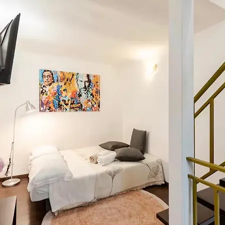 شقة Loft Su Tre Piani A San Salvario *