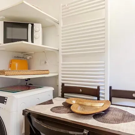 Διαμέρισμα Loft Su Tre Piani A San Salvario Τορίνο