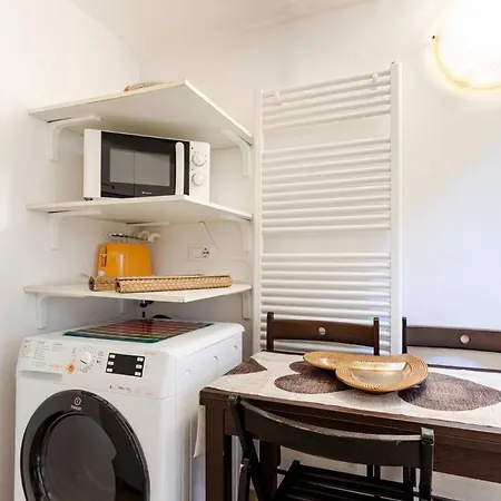 Loft Su Tre Piani A San Salvario Διαμέρισμα *