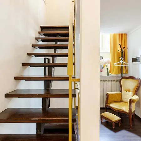 Loft Su Tre Piani A San Salvario Διαμέρισμα