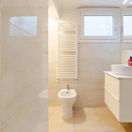 Loft Su Tre Piani A San Salvario * Τορίνο