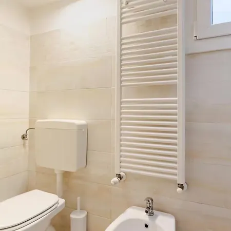 Διαμέρισμα Loft Su Tre Piani A San Salvario
