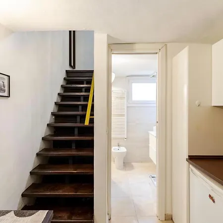 Loft Su Tre Piani A San Salvario *