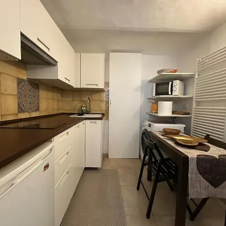 Loft Su Tre Piani A San Salvario شقة *